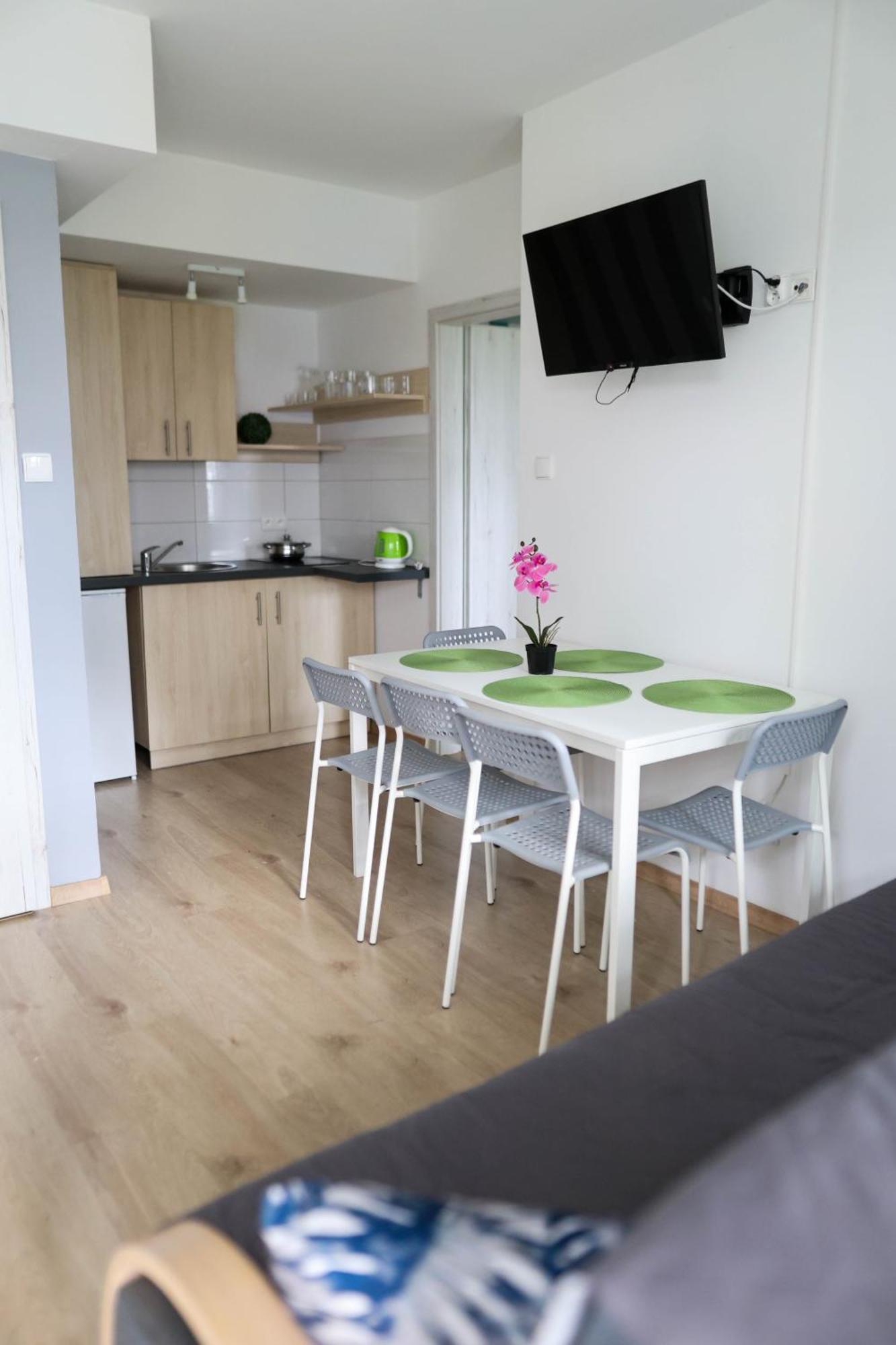Apartamenty Poddabek- Basen Kryty, Sauna, Animacje Dla Dzieci , Malpi Gaj, Baseny Na Dachu Poddabie Exterior photo