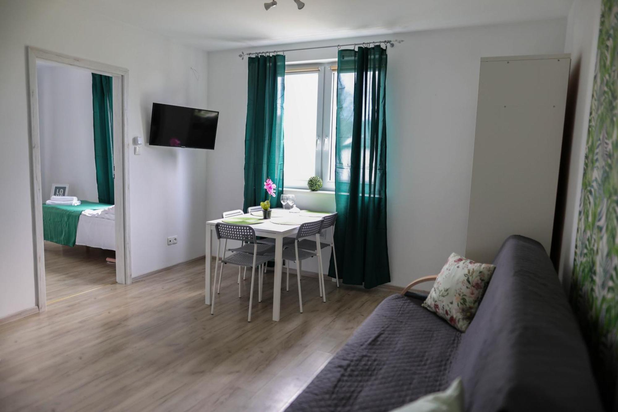 Apartamenty Poddabek- Basen Kryty, Sauna, Animacje Dla Dzieci , Malpi Gaj, Baseny Na Dachu Poddabie Exterior photo